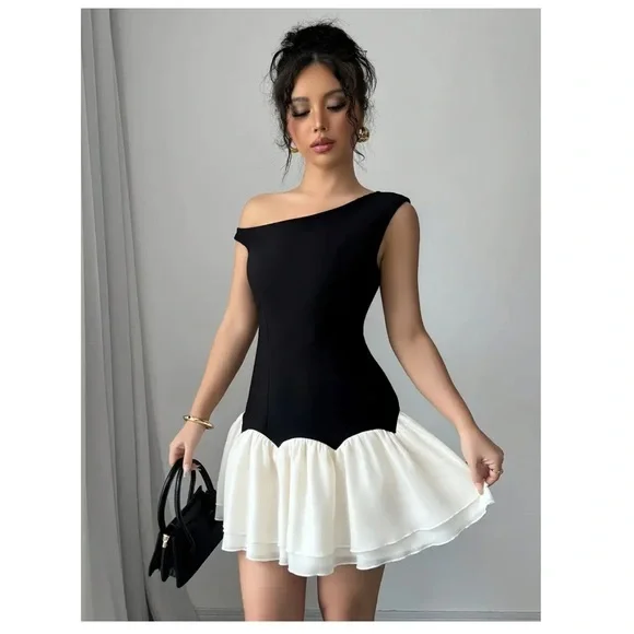Elegant Romantic Ruffled Hem Mini Dress - Picture 4 of 4